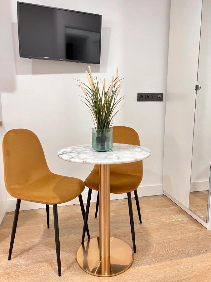 Crysoyle Apartment Barcelona Next To Camp Nou L’Hospitalet de Llobregat Exterior foto