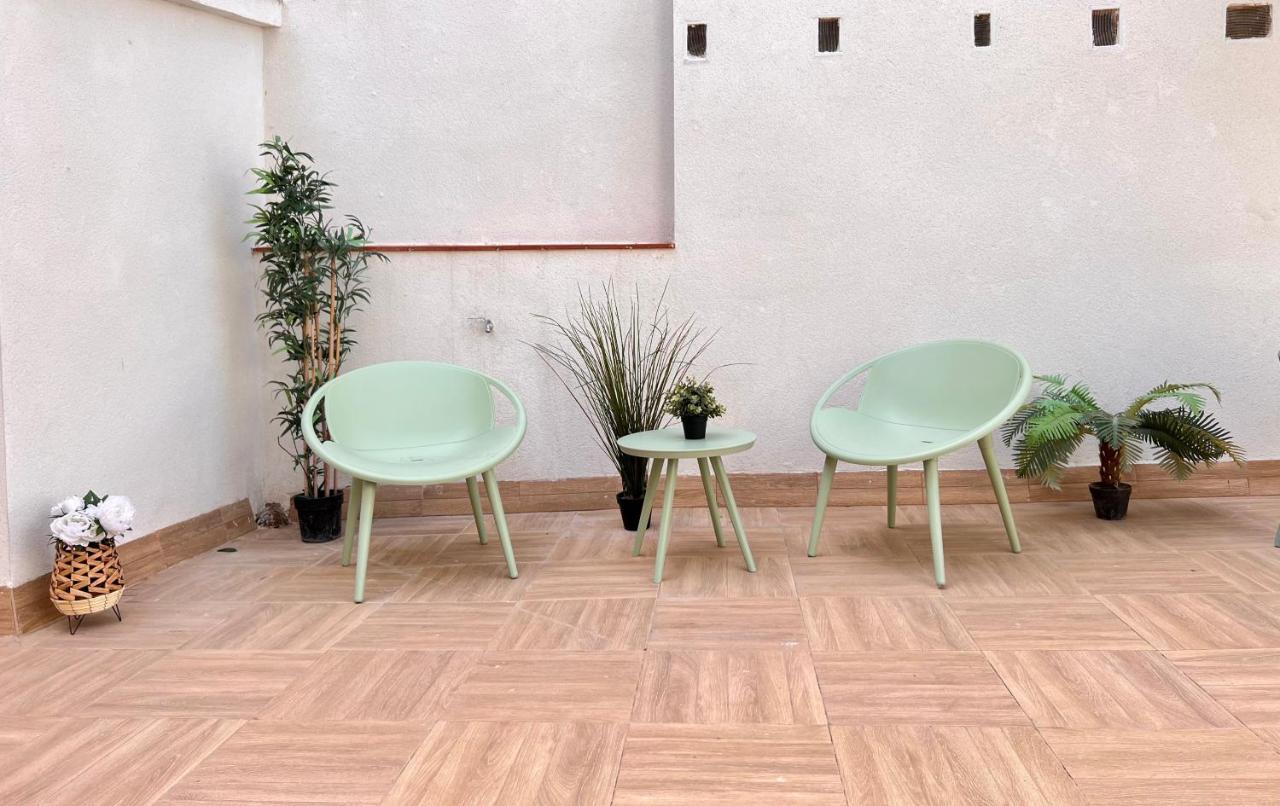 Crysoyle Apartment Barcelona Next To Camp Nou L’Hospitalet de Llobregat Exterior foto