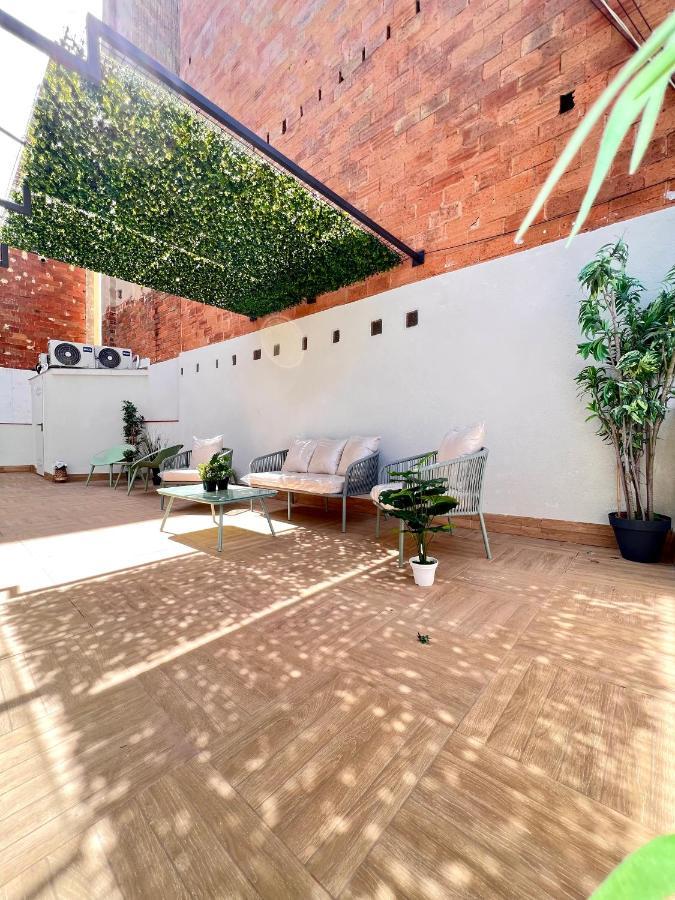 Crysoyle Apartment Barcelona Next To Camp Nou L’Hospitalet de Llobregat Exterior foto